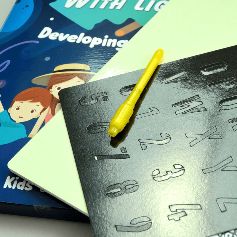 Tableau de dessin lumineux pour enfants A3 A4 A5 avec lumière - Bloc-notes magique amusant, tablette de dessin, stylo fluorescent, jouets lumineux russe anglais