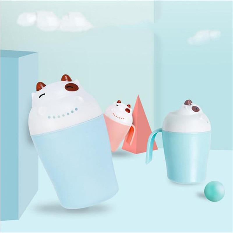 Gobelet de shampoing mignon en forme de dessin animé pour bébé, cuillère de douche, baignoire, bouteille d'arrosage pour enfants, douche