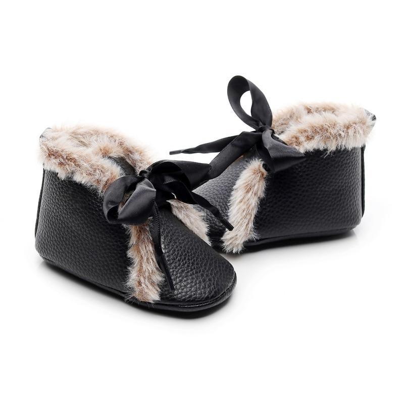 Bottes Bébé en PU Hiver Antidérapantes Chaudes Premiers Pas Semelle Souple Chaussons Bébé Nœud Papillon à Lacets