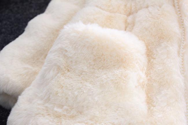 Bébé Fille Style Designer Moderne Veste à Capuche Mignonne Épaisse Chaude Douce Manteau pour Tout-Petits Pour Enfants