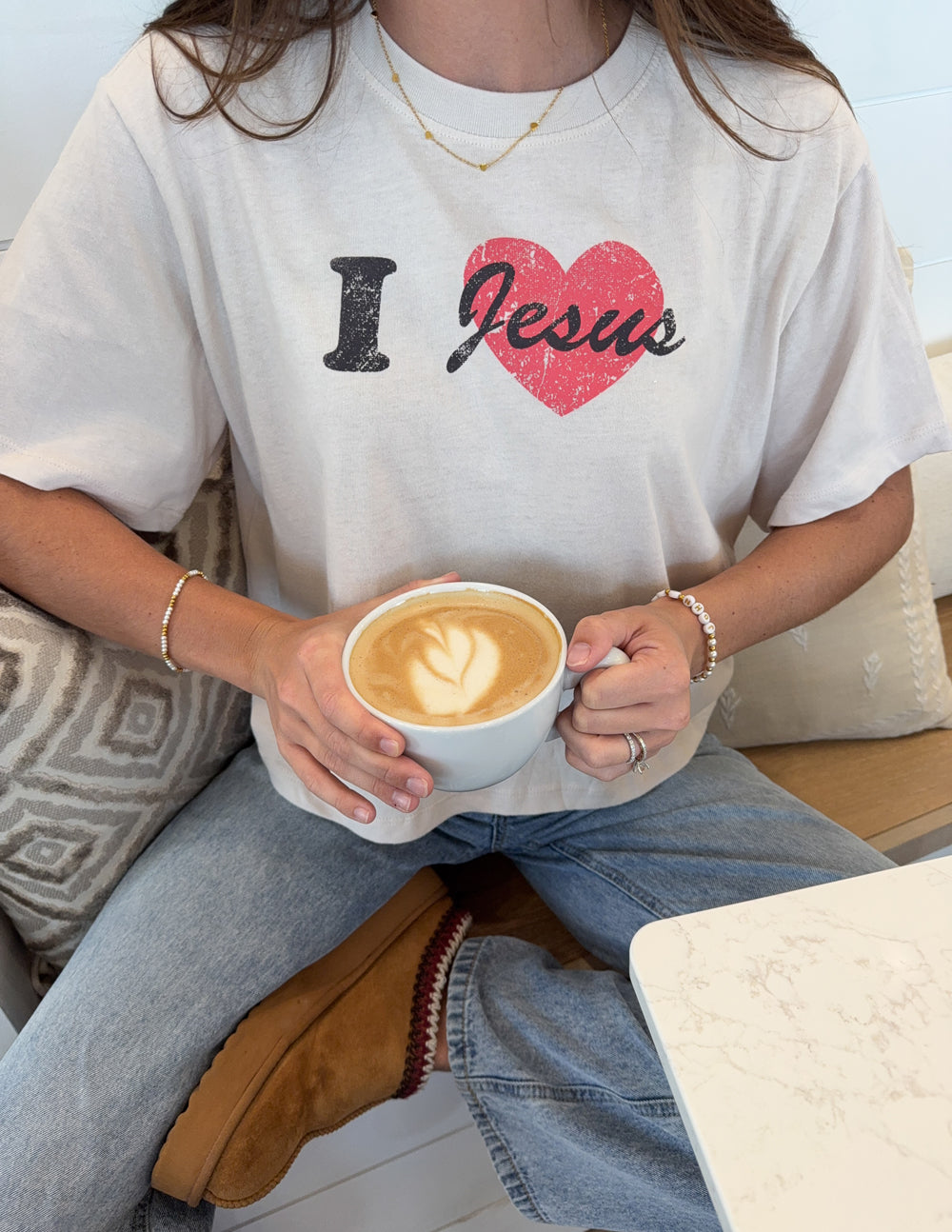T-shirt court « I Love Jesus » pour femme