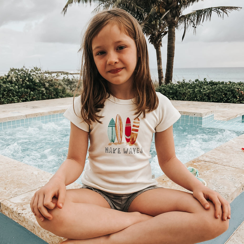 tee-shirt graphique | faire des vagues