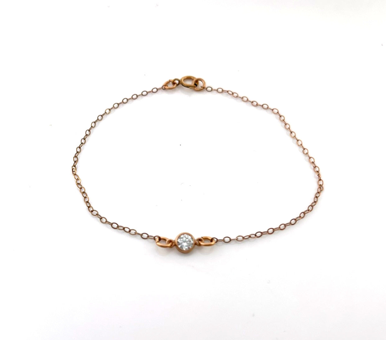 Bracelet délicat en or rose 14 carats avec oxydes de zirconium de 4 mm – pour petits poignets