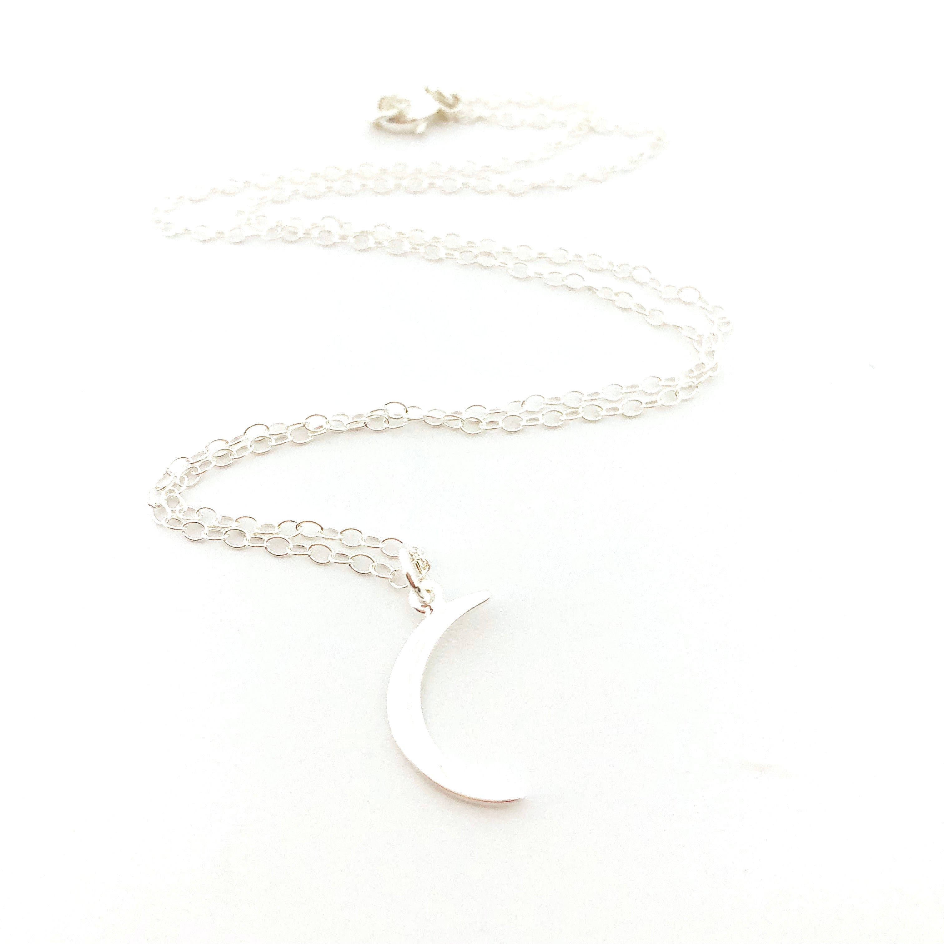 Collier Breloque Croissant de Lune - Bijoux en Argent Sterling