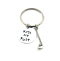 Kiss My Putt Golfer Keychain – Hand Stamped Aluminum Golf Gift for Dad, Funny Golf Key Ring