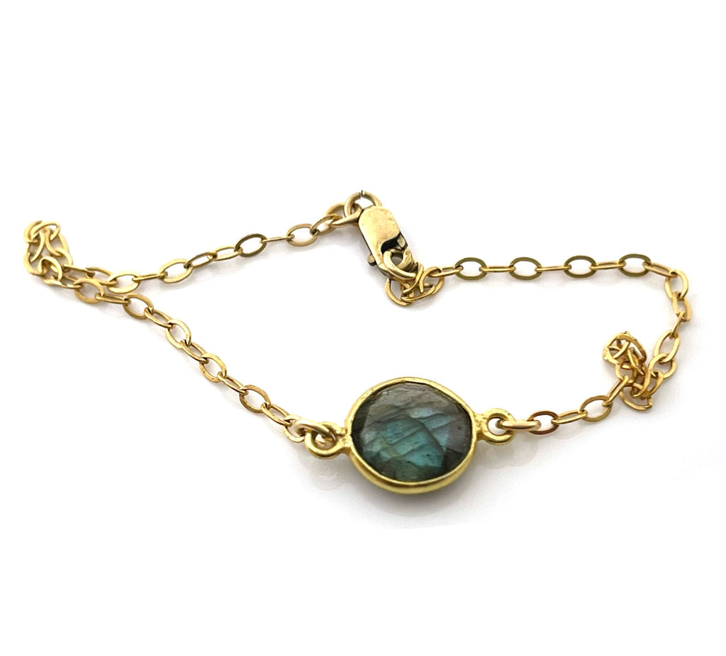 Bracelet à lunette en labradorite flash – Chaîne remplie d'or 14k – Fabriqué à la main à Raleigh NC – 7,25" avec fermoir mousqueton, coffret cadeau inclus