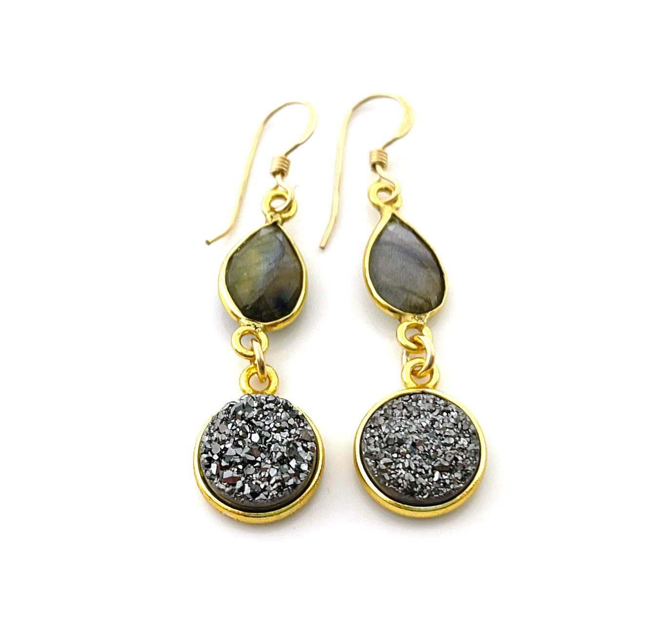 Boucles d'oreilles pendantes Labradorite et Druzy gris – Rempli d'or 14k – Fabriquées à la main à Raleigh, NC – Bijoux de 3,8 cm livrés dans une boîte cadeau