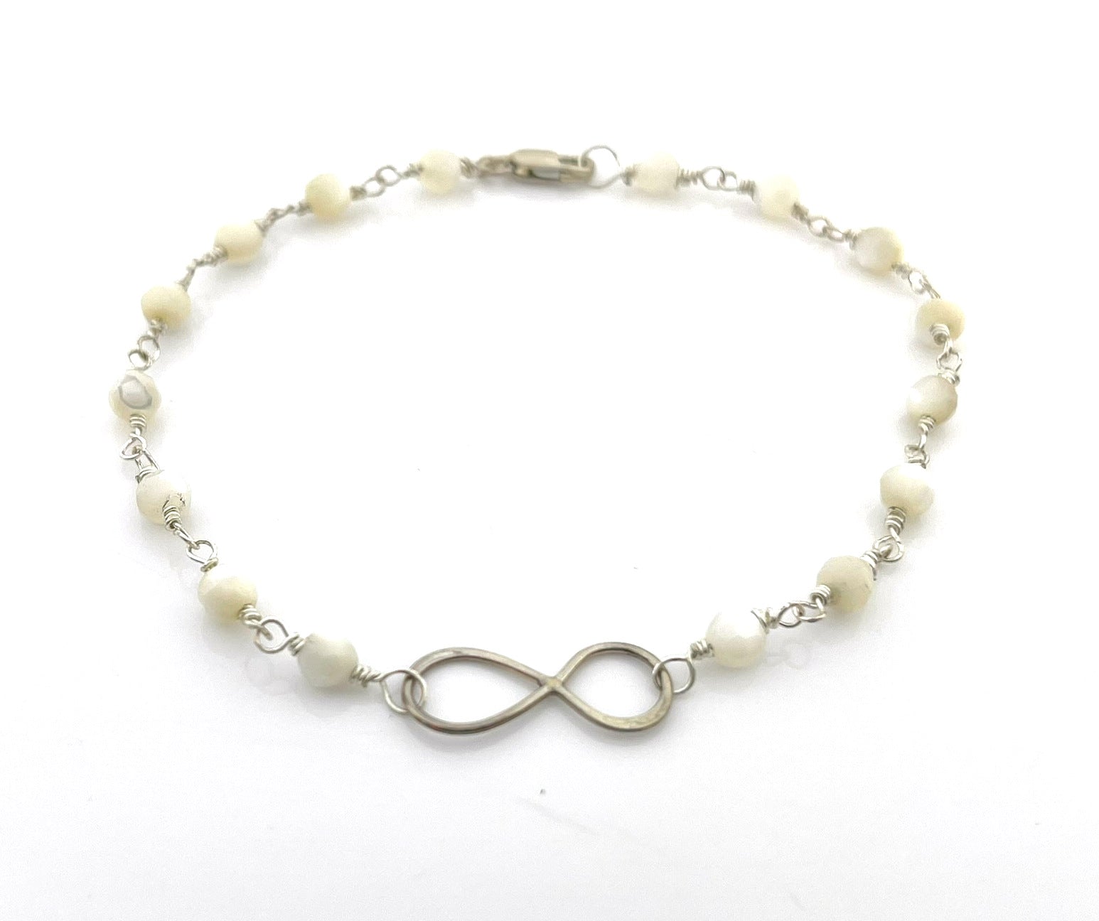 Bracelet Infini – Bijou unique en argent sterling, fil enroulé