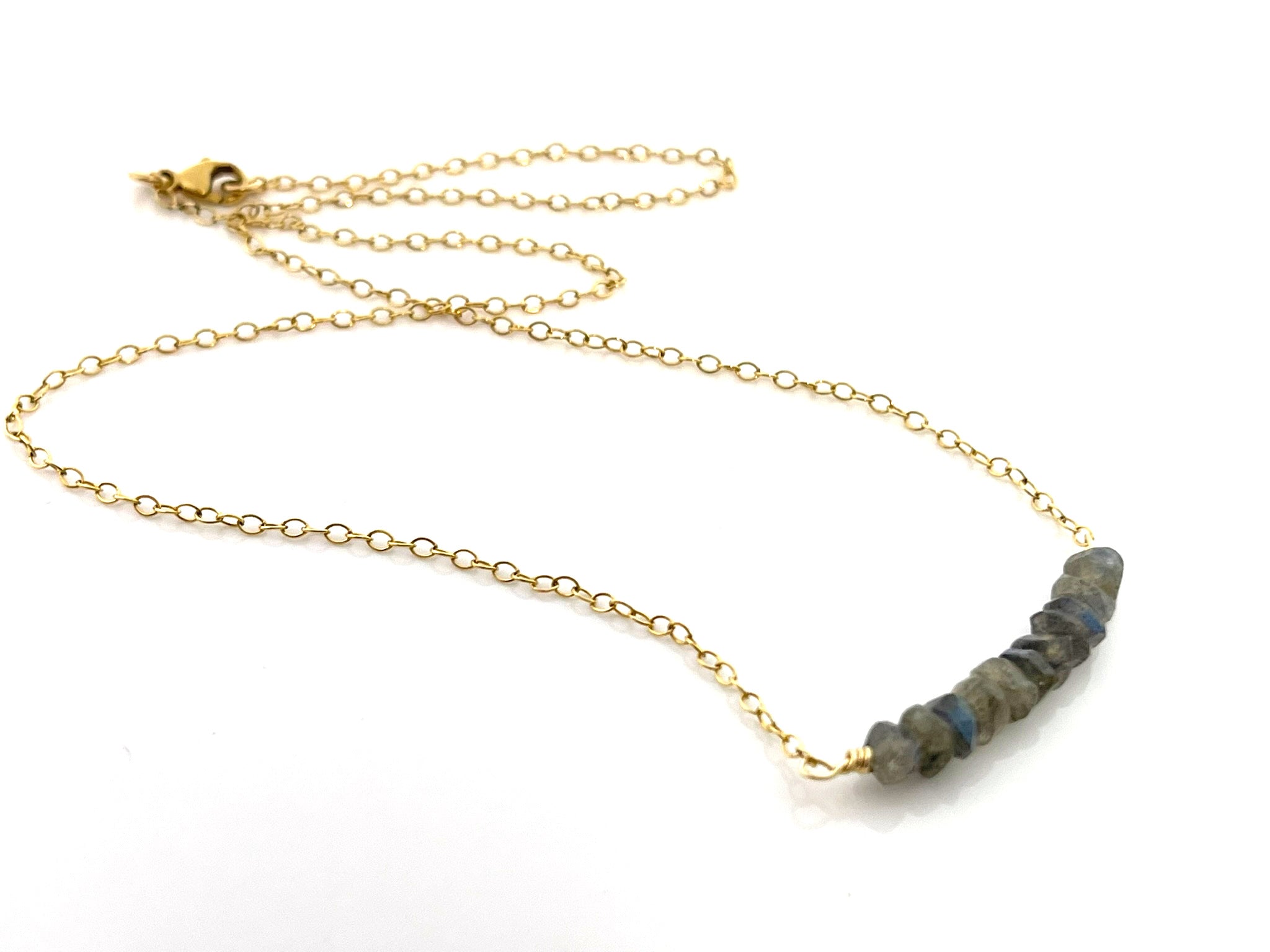 Collier barre en labradorite – Bijou unique en or rempli 14 carats