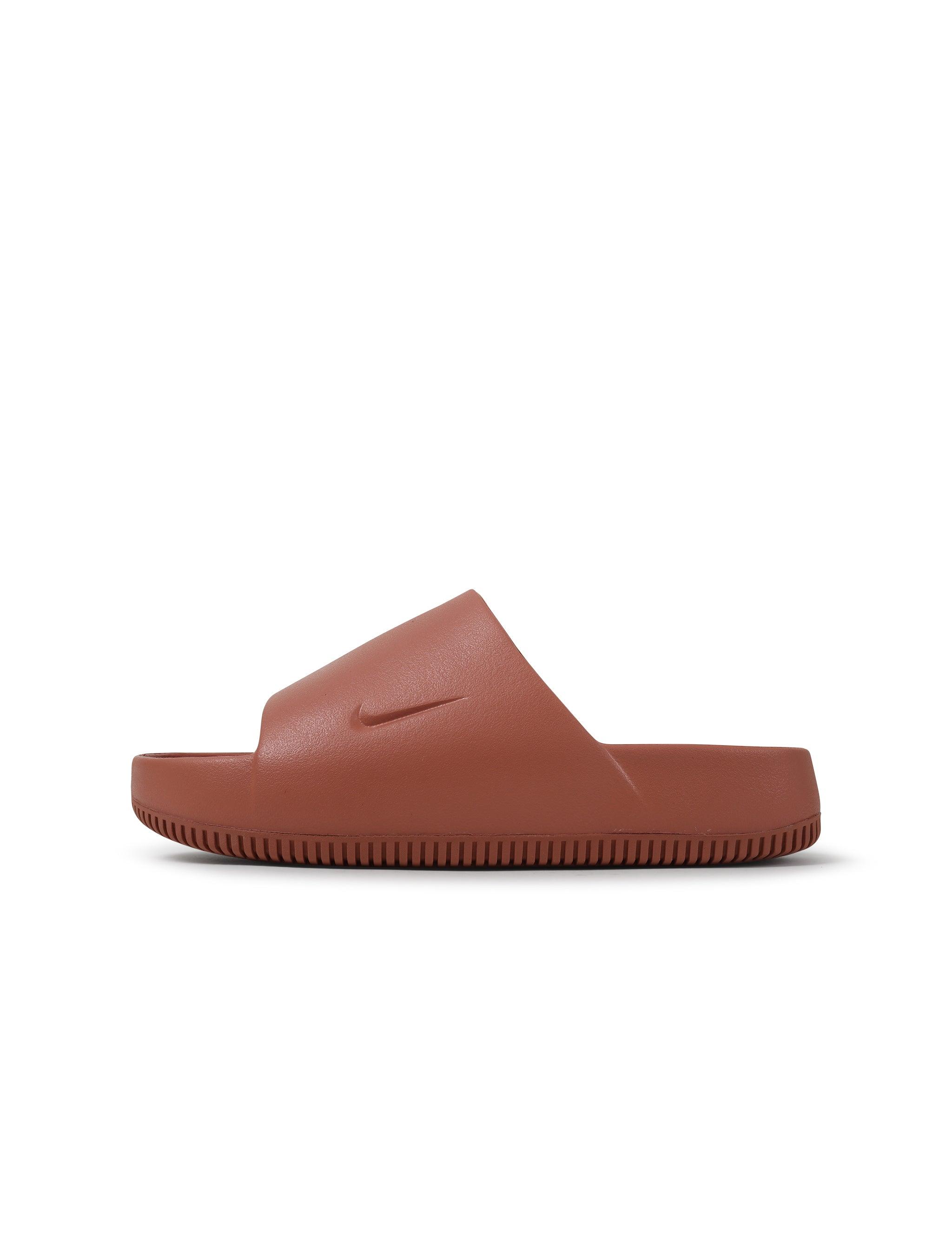 Nike Claquette Calm pour Femme - Clay