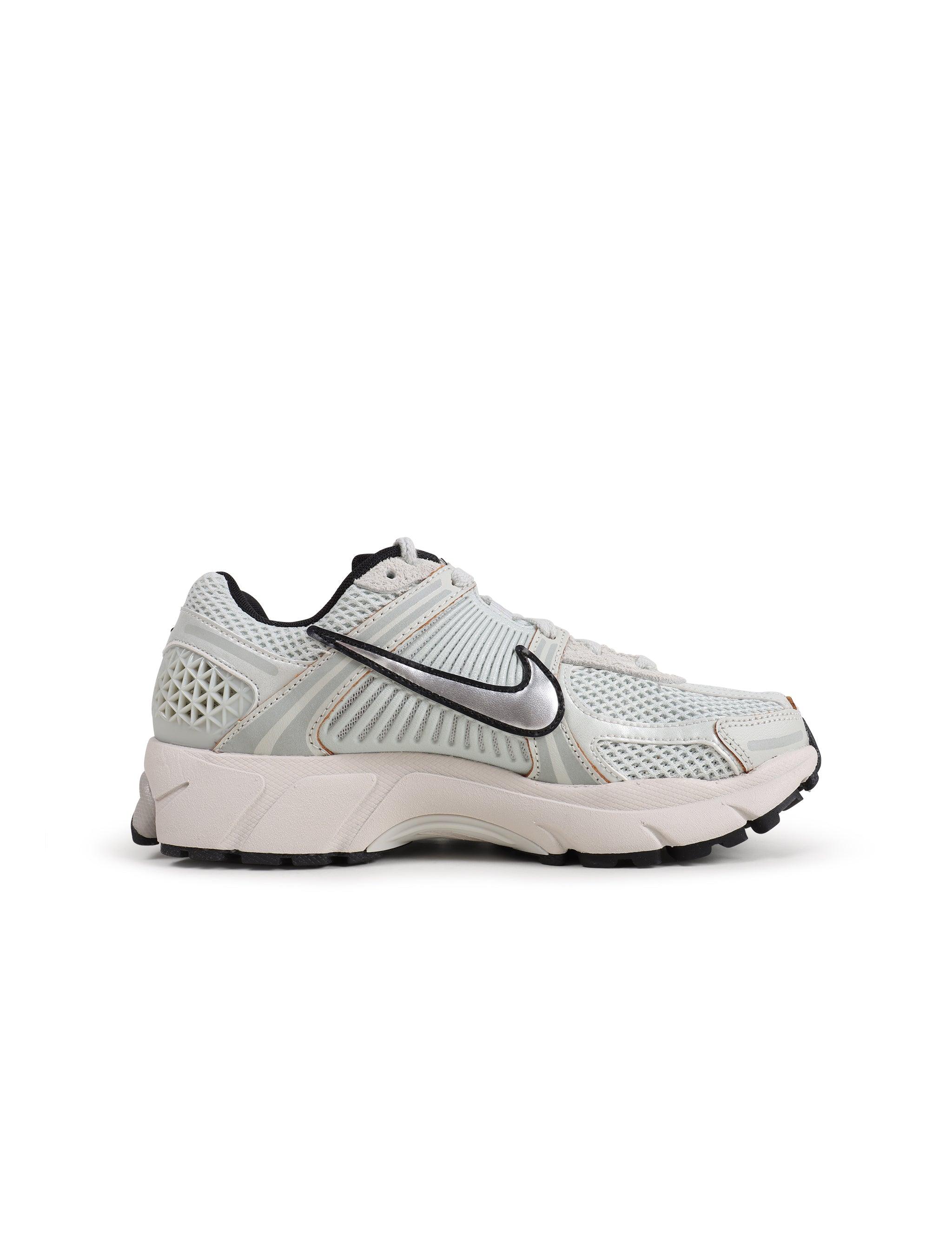 Nike Zoom Vomero 5 pour Femme - Argent clair chromé