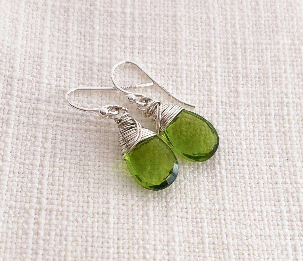 Boucles d'oreilles en argent sterling filigrane avec péridot