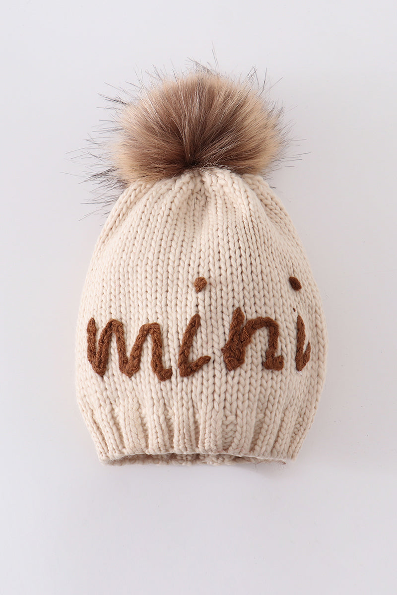 Bonnet à pompon brodé à la main mère et enfant