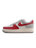 Nike Air Force 1 '07 LV8 pour homme - Bout rouge