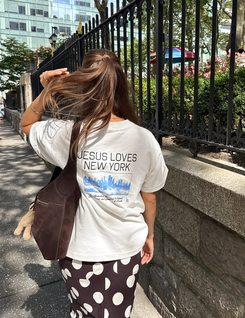 T-shirt épais "Jesus Loves New York"