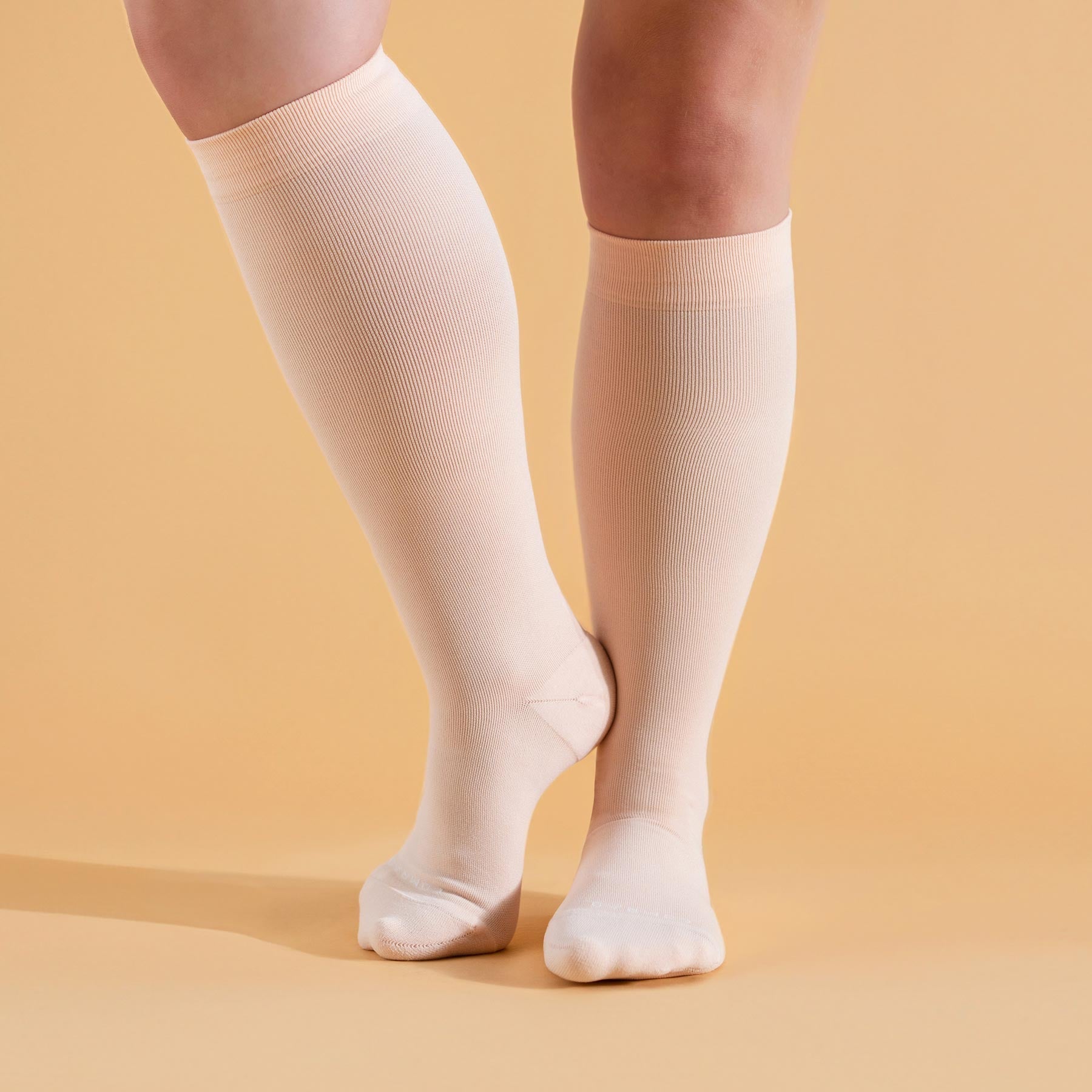 Chaussettes de contention mi-mollet – Lot de 3, coloris noir/rose/blanc