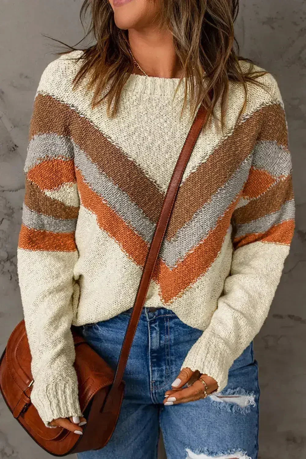 Pull à rayures chevrons beige