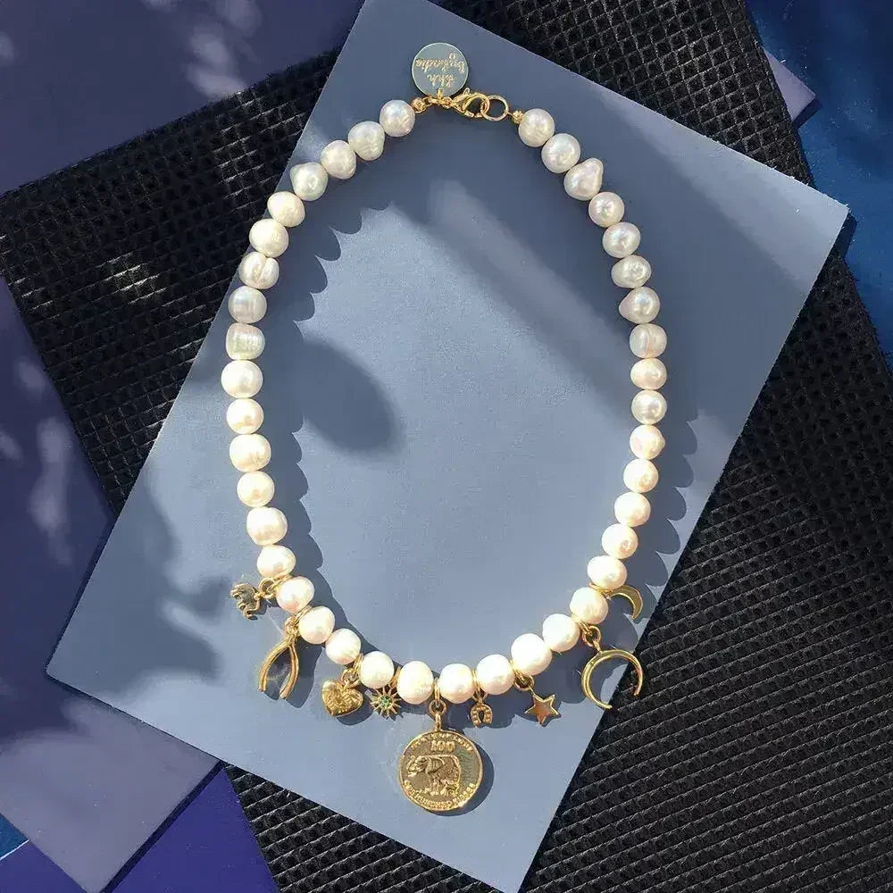 Collier de perles porte-bonheur