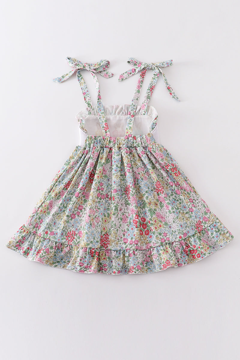 Robe smockée pour fille, motif fleuri brodé lapin