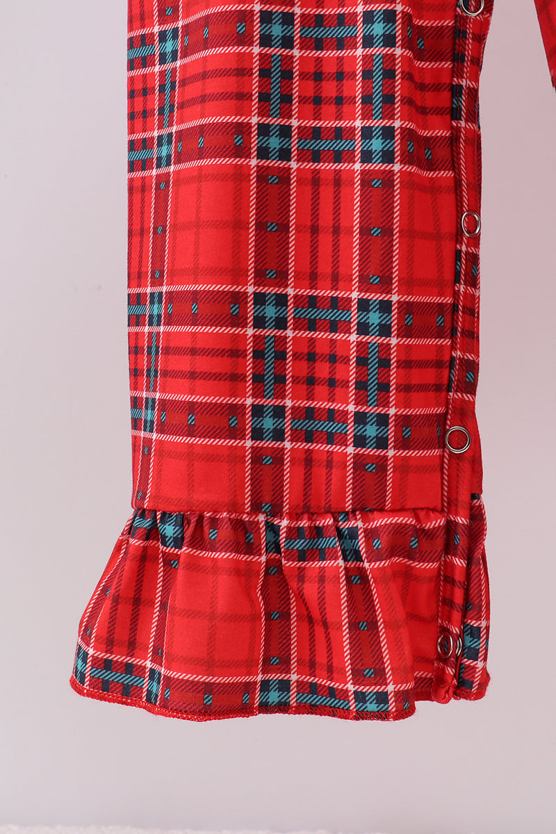 Ensemble salopette à carreaux volantée et broderie arbre rouge