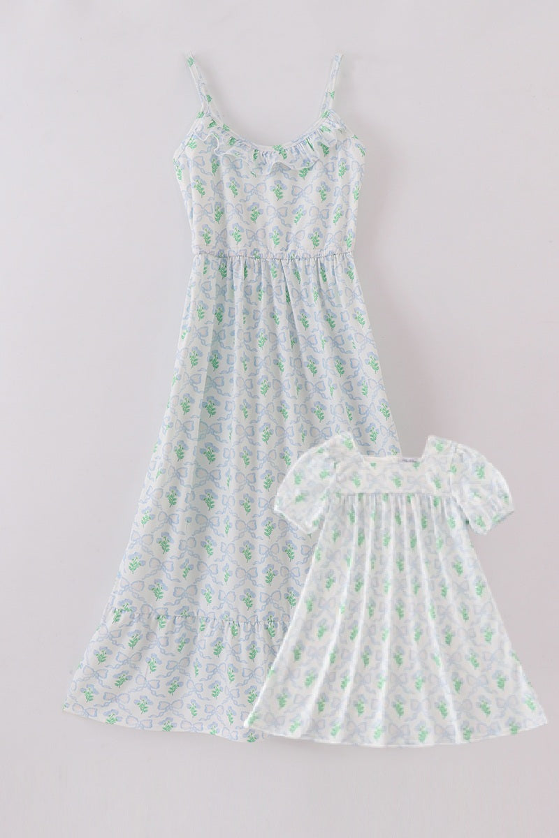 Robe mère-enfant à imprimé feuilles vertes