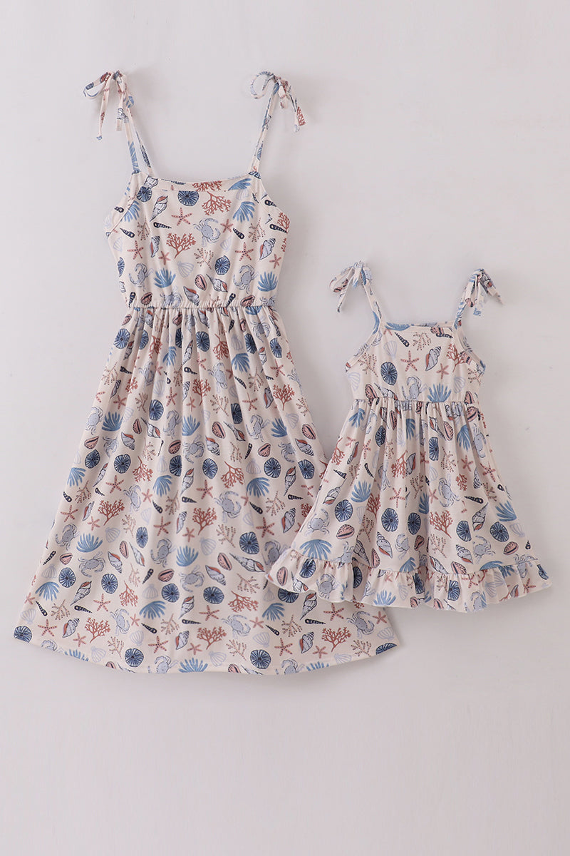 Robe mère-fille imprimée coquillages brise océanique
