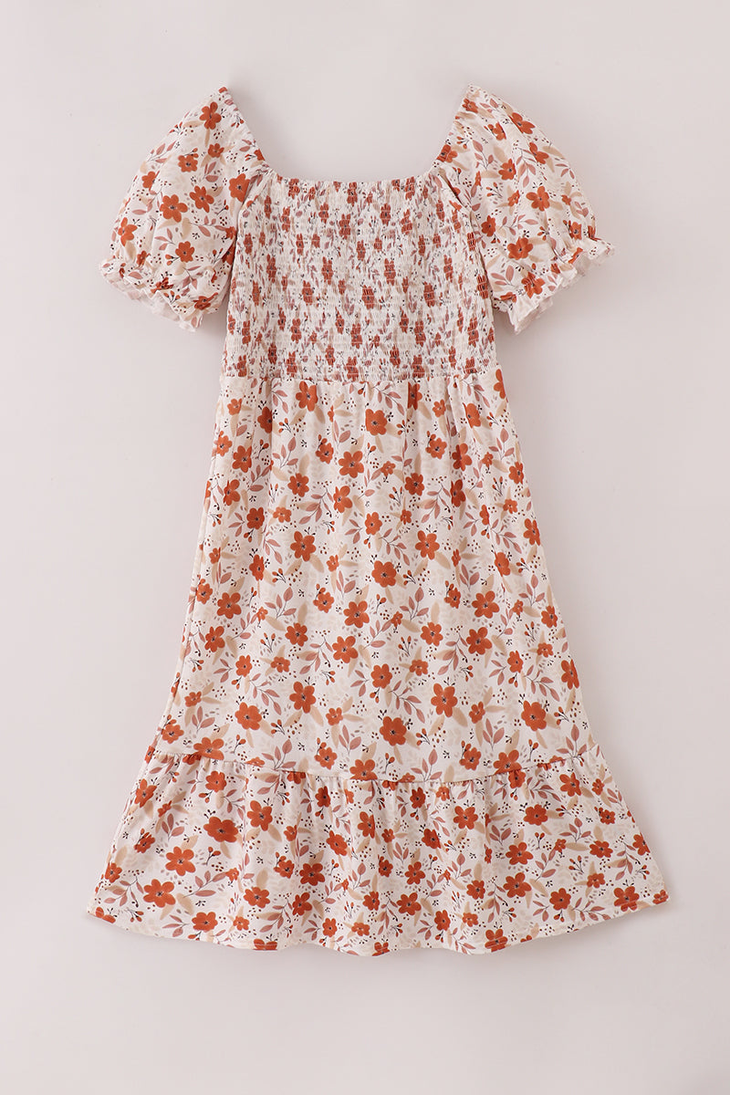 Robe maternité smockée à imprimé floral d'automne