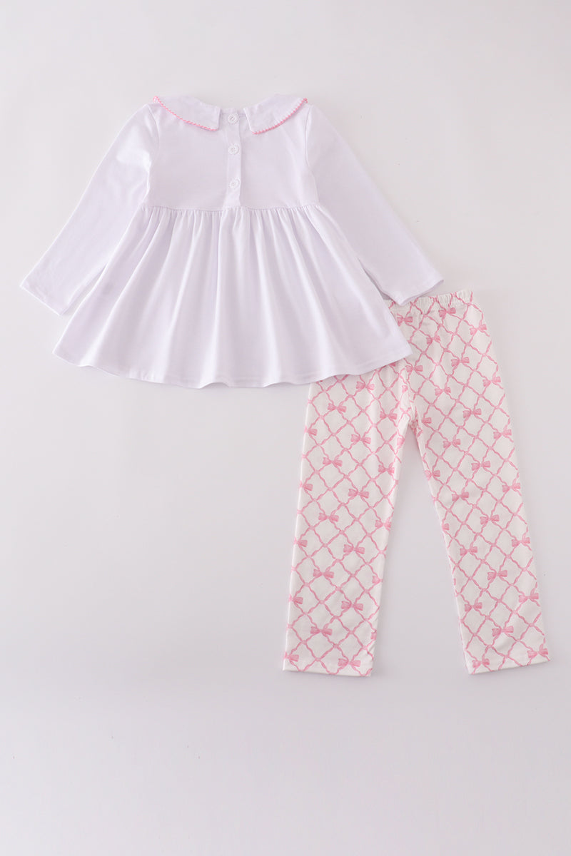 Ensemble pantalon smocké avec nœud rose