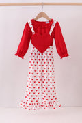 Ensemble combi-short à volants et appliqué cœur rouge