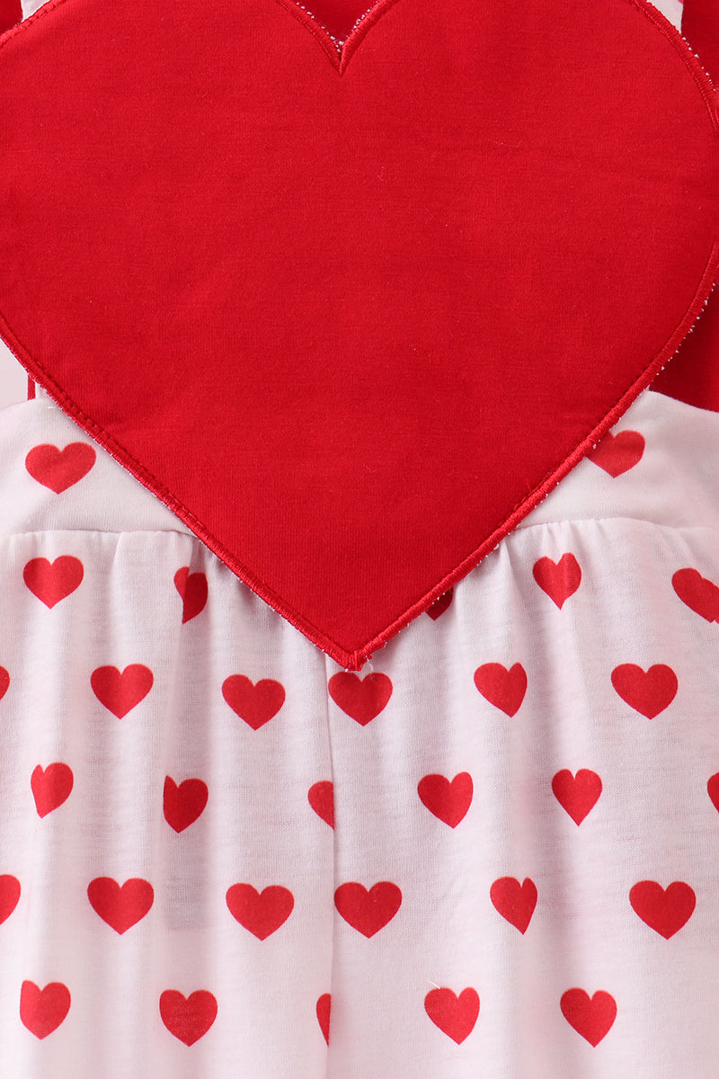Ensemble combi-short à volants et appliqué cœur rouge