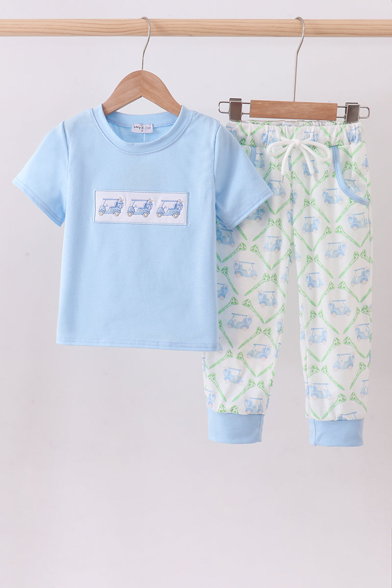 Ensemble pantalon brodé, motif voiturette de golf bleue