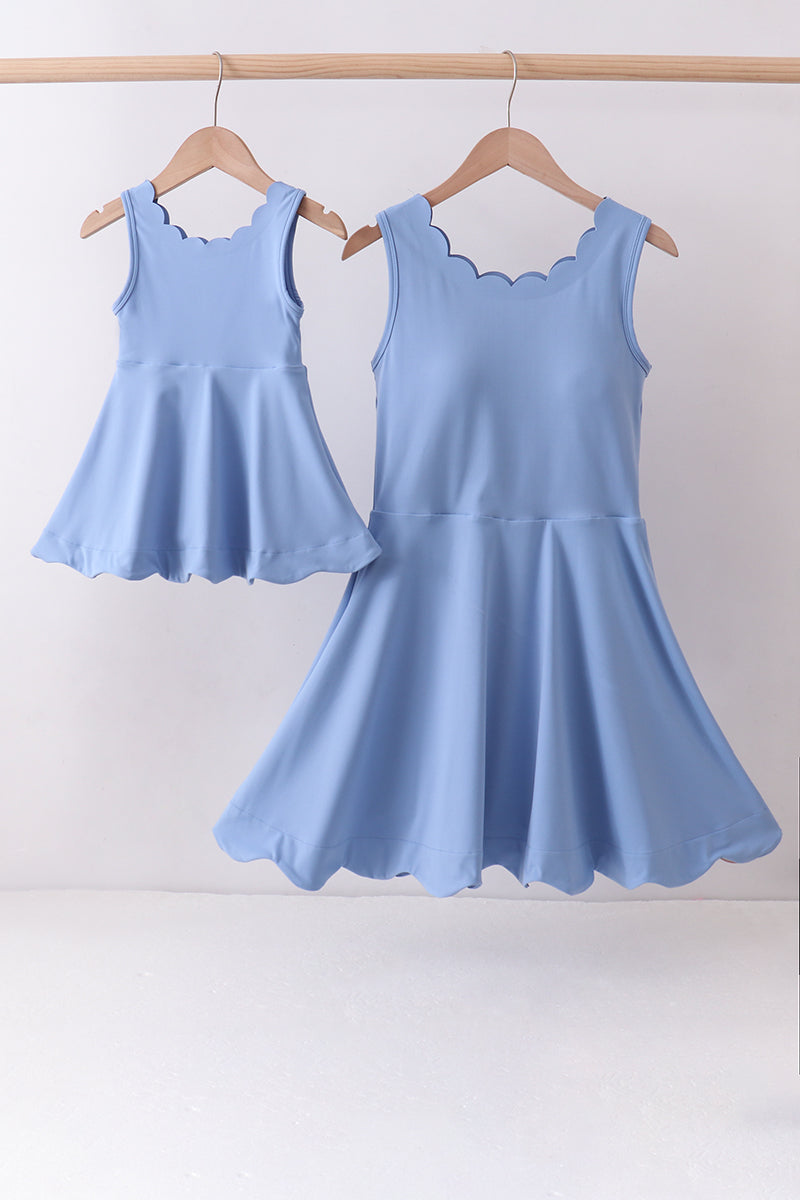 Robe mère-fille festonnée bleu actif