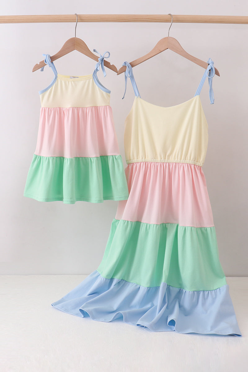 Robe color block à étages pour mère et fille