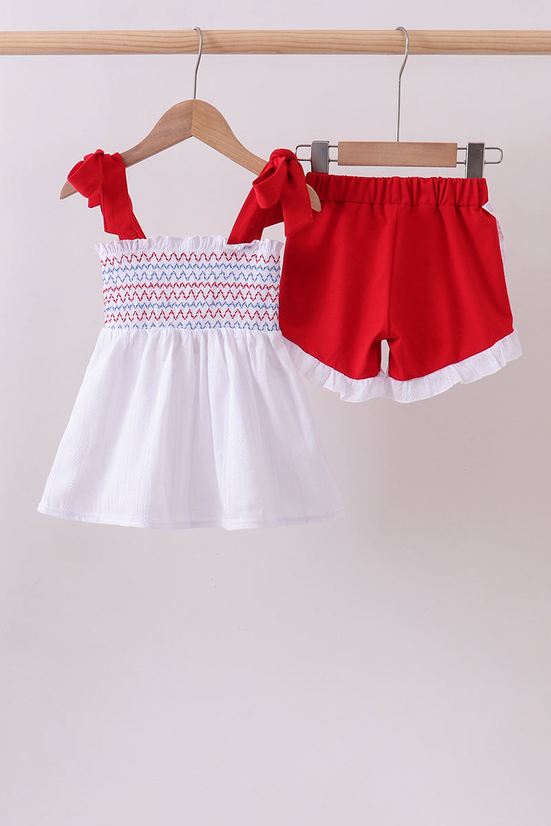 Ensemble de short blanc en jacquard smocké à volants