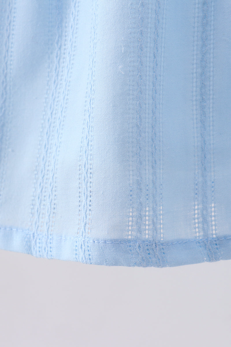 Robe à volants jacquard smockée fleurie bleue
