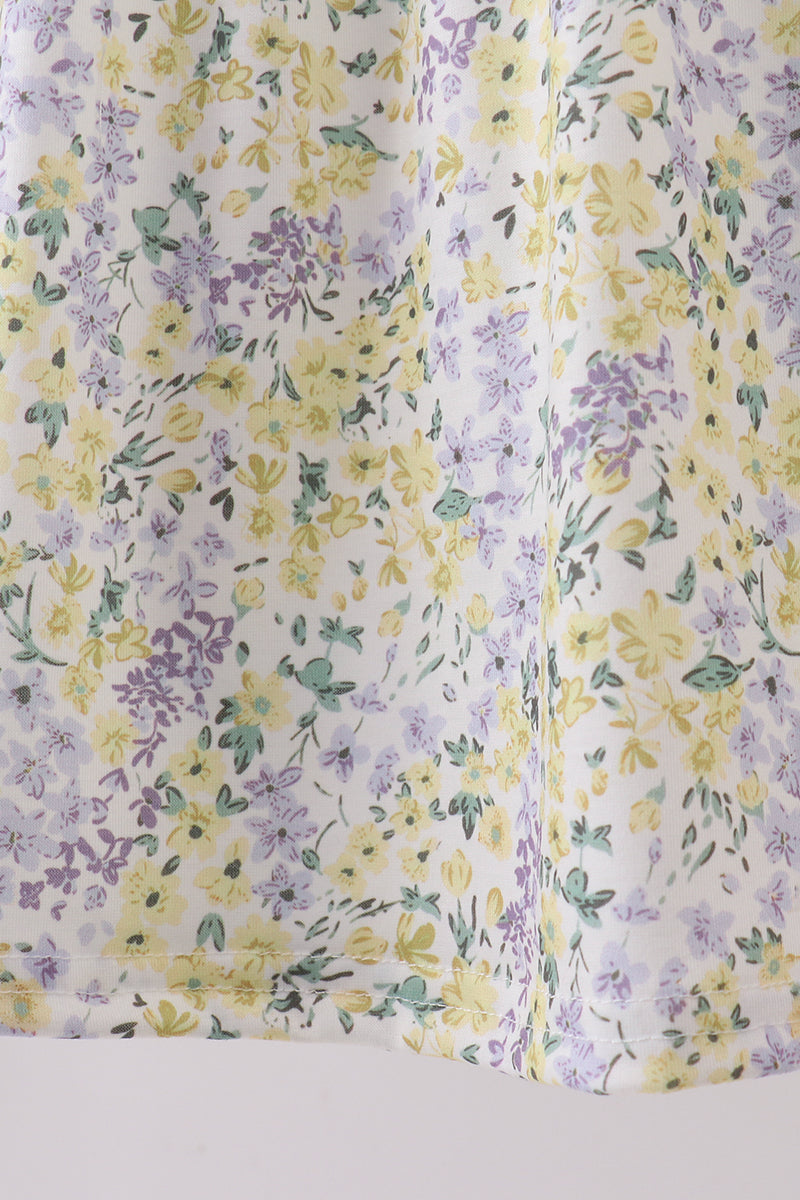 Robe à smocks à volants et motifs floraux "Golden Meadow"
