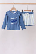 Maillot de bain 2 pièces avec rayures et applique requin bleu