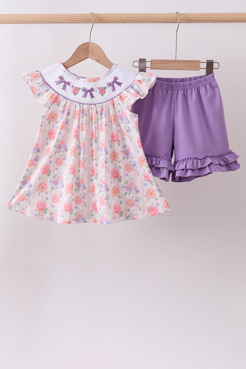 Ensemble short smocké à volants, motif nœud papillon, rose violet