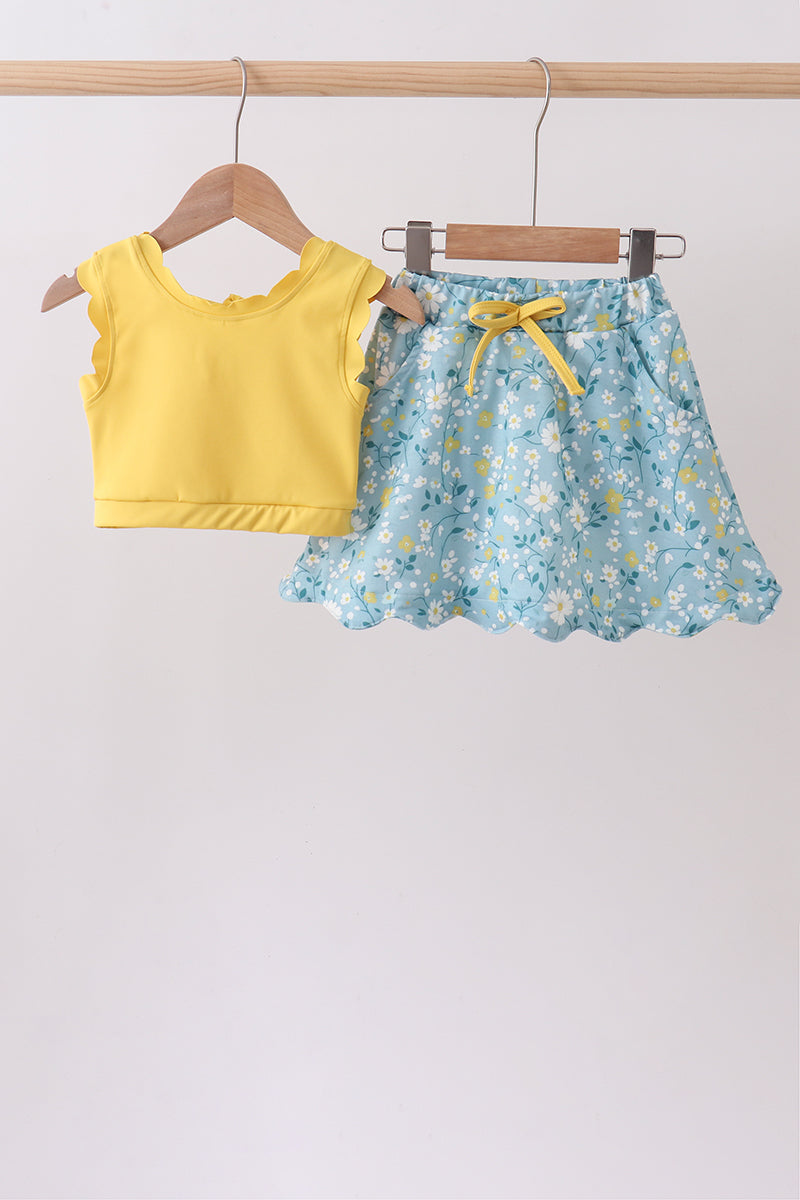 Ensemble jupe-short à nœud floral moutarde et vert