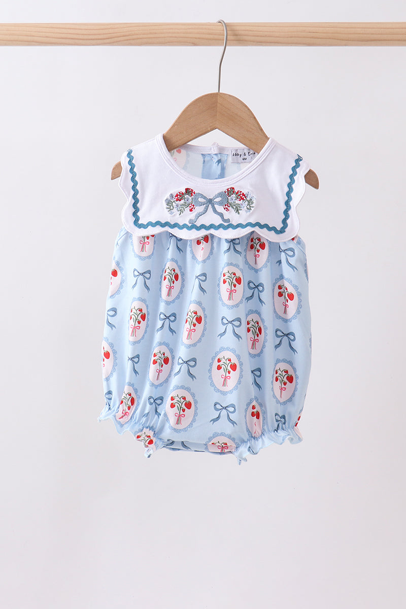 Fraise bleue, nœud, broderie, bulle