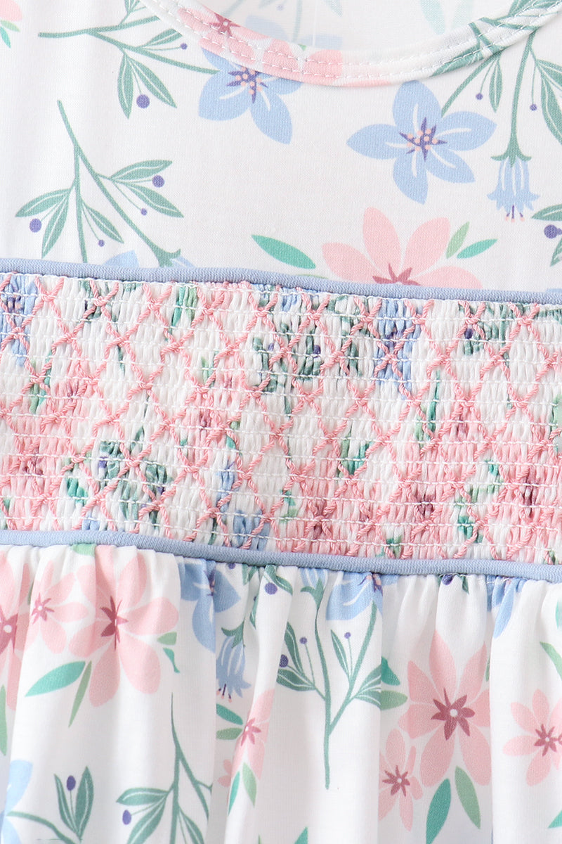 Ensemble à volants smocké fleuri bleu