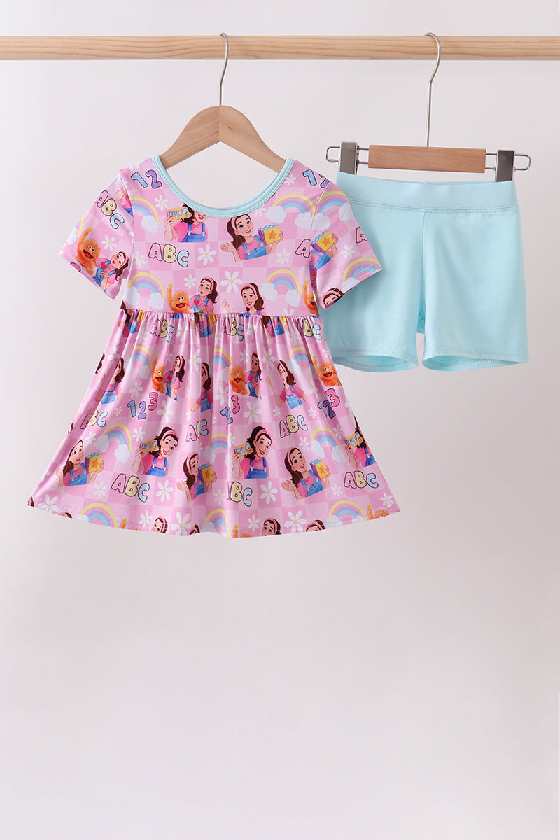 Ensemble de bambou rose à personnage
