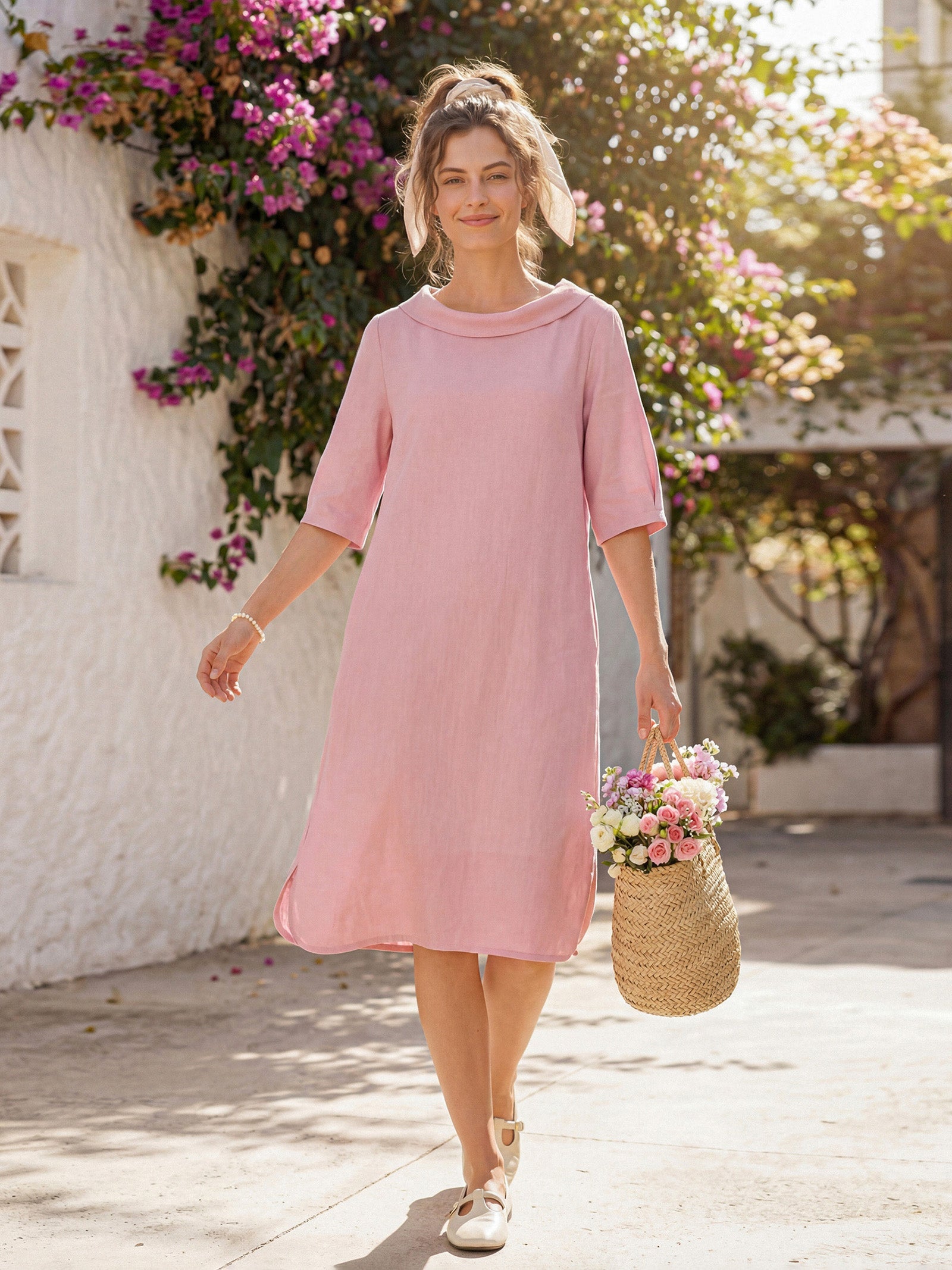 Mini-robe SABRINA en lin sculpté avec encolure bateau et dos noué