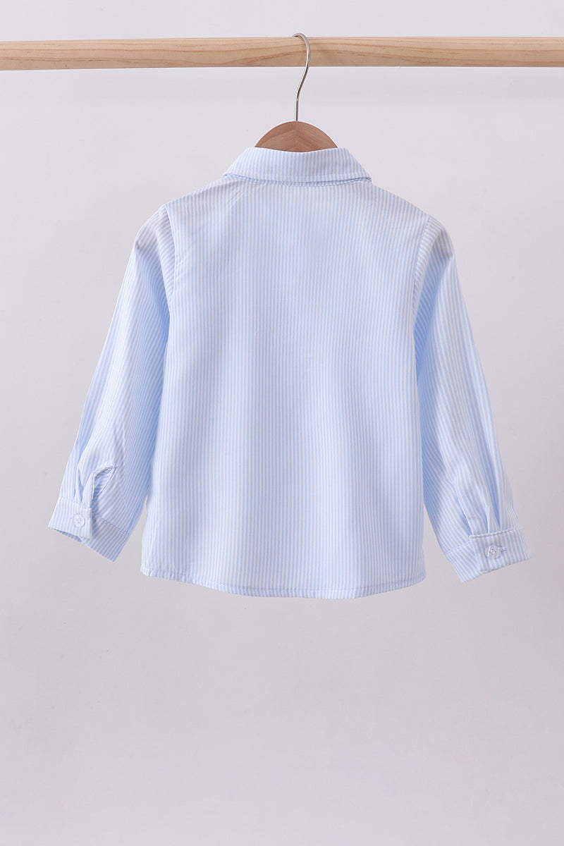 Chemise boutonnée brodée d'un lapin à rayures bleues