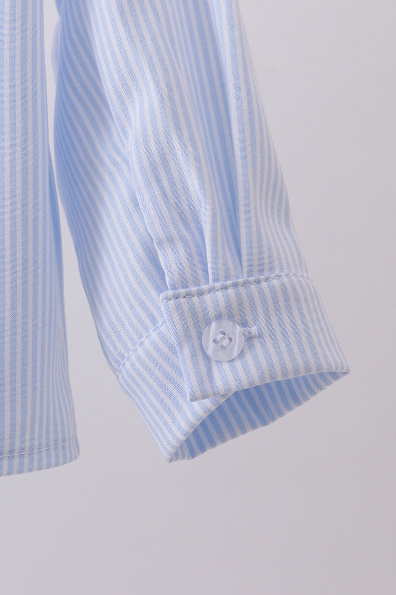 Chemise boutonnée brodée d'un lapin à rayures bleues