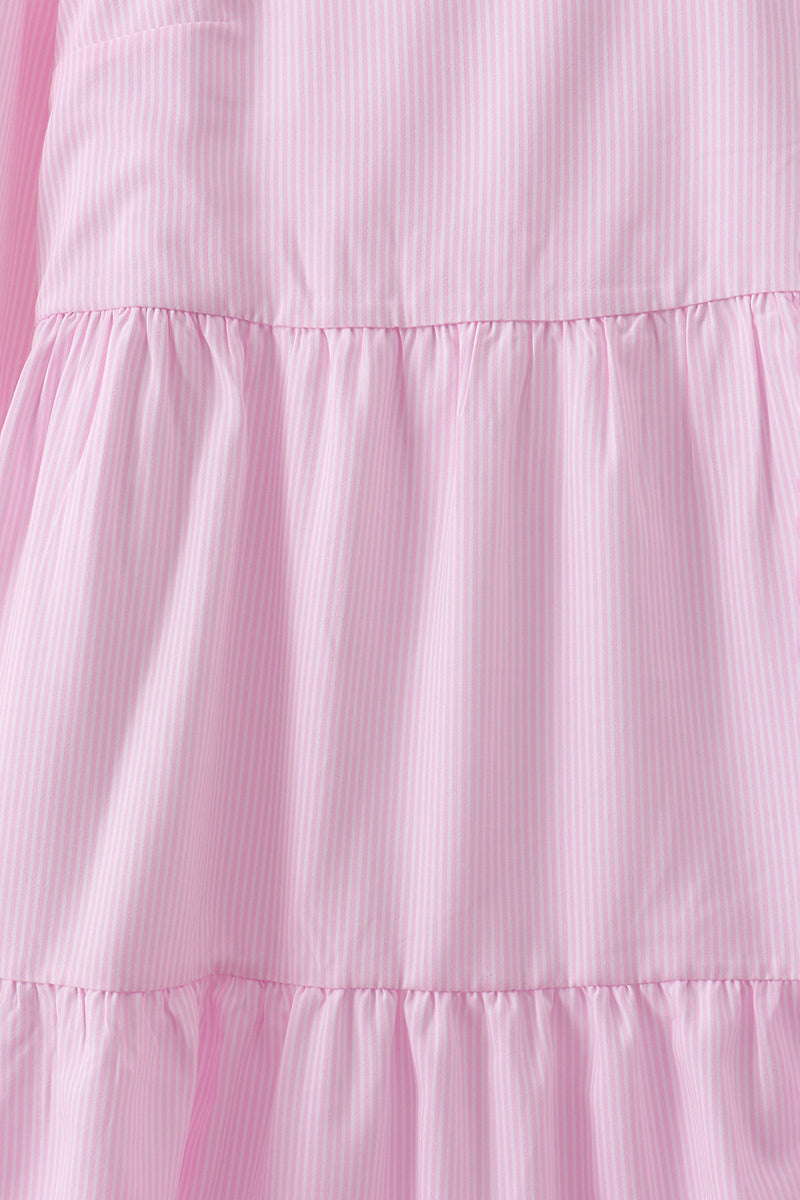 Robe longue étagée à rayures roses