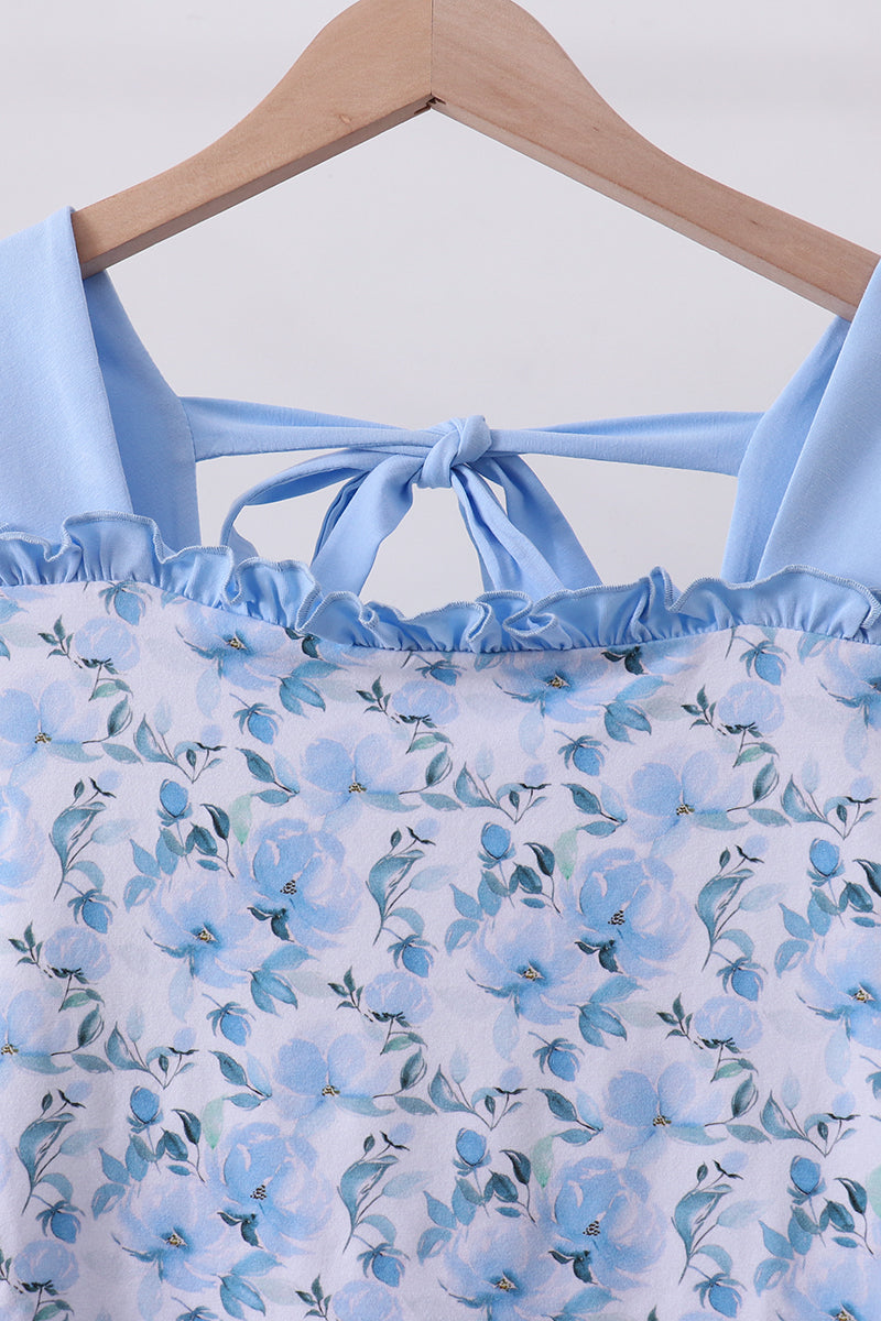 Robe fleurie bleue à volants