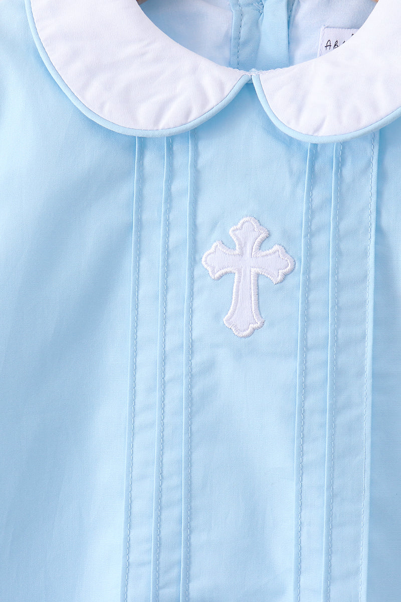 Ensemble short brodé croix bleue