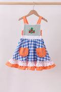 Robe vichy à volants et broderie fraise sauge