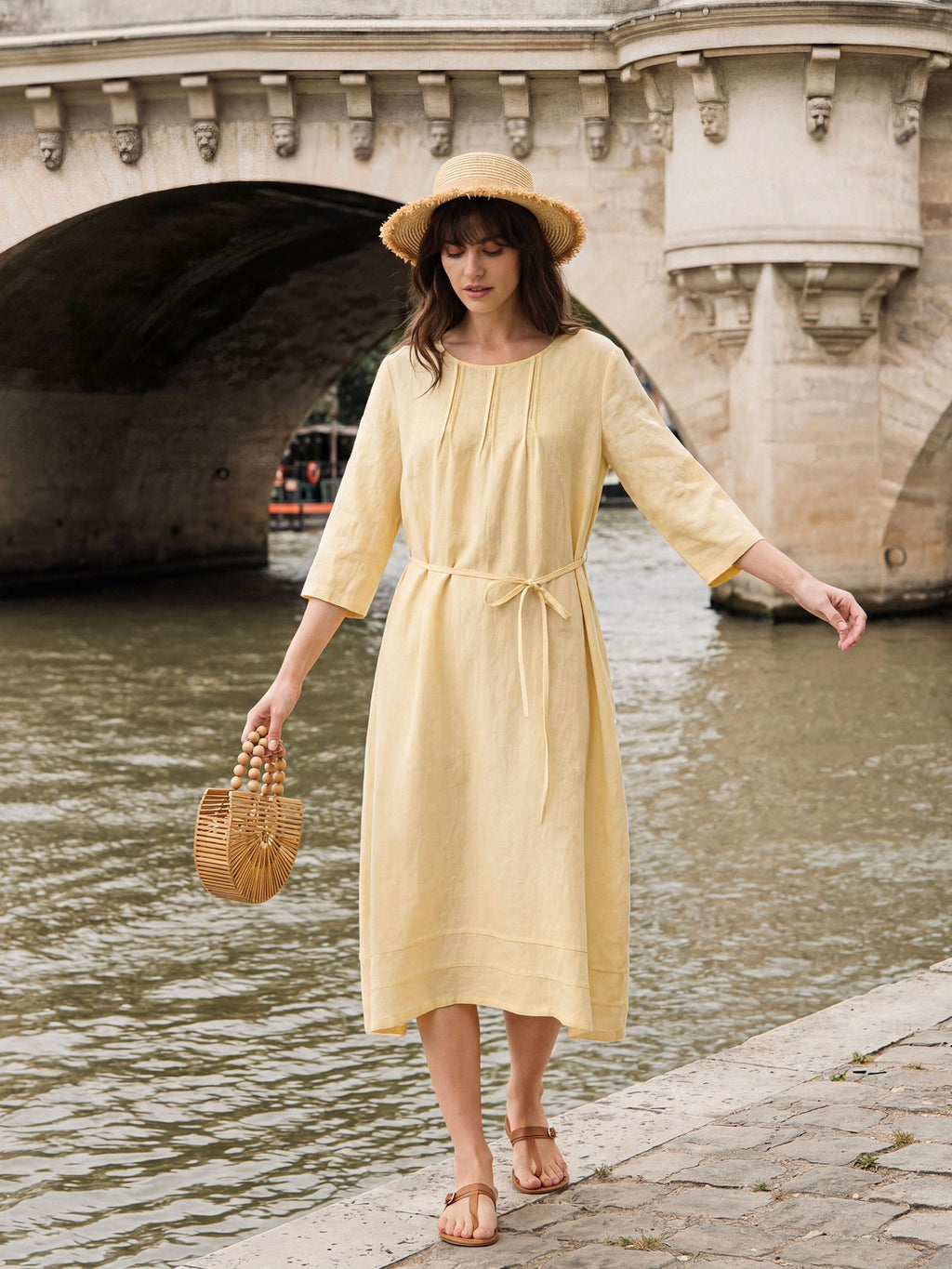 Robe Midi Étages VERENA en Lin 100 %, Froncée et Brodé, avec Ceinture Ajustable